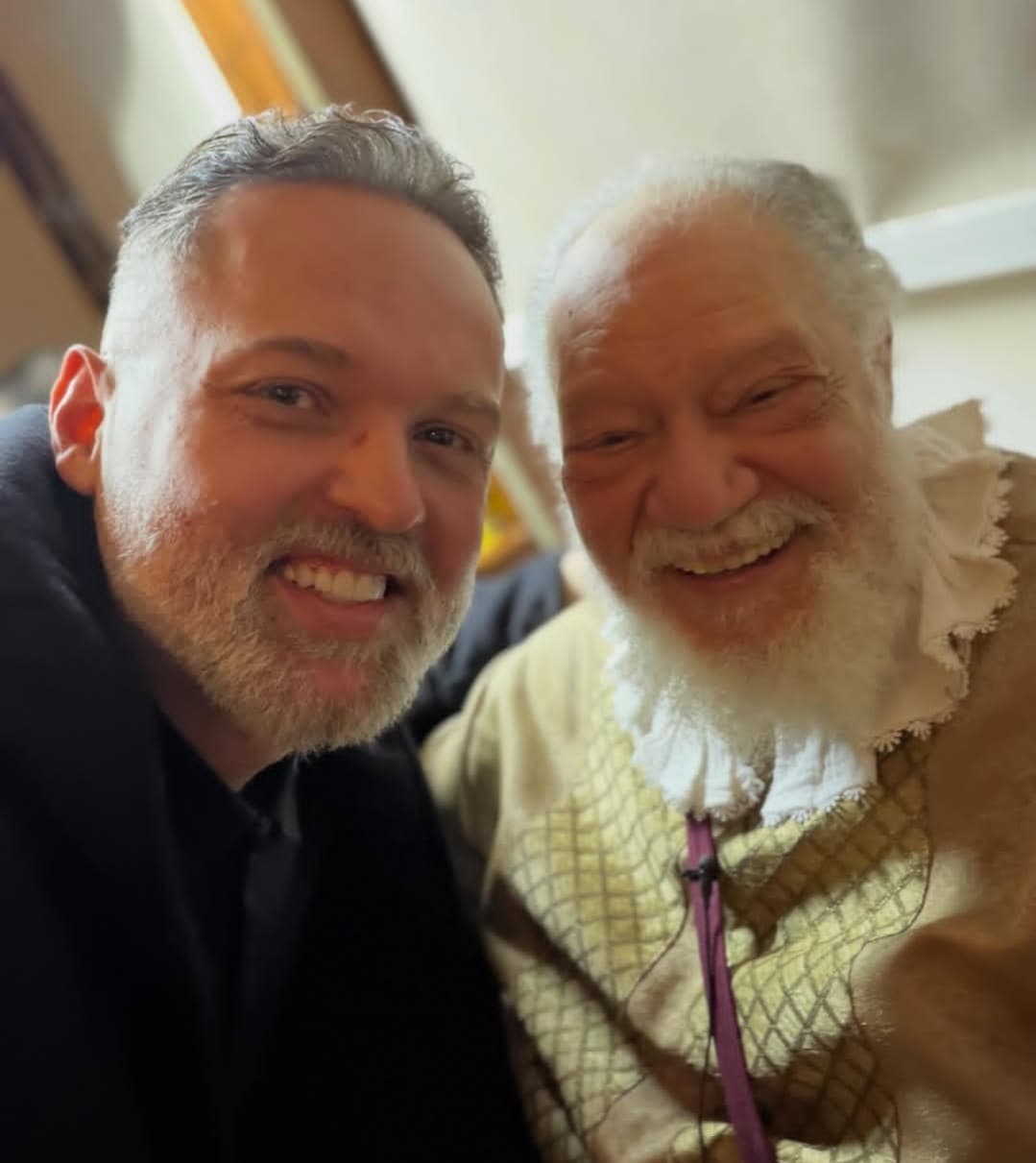 محمد عبد العزيز يوجه رسالة ليحيى الفخراني