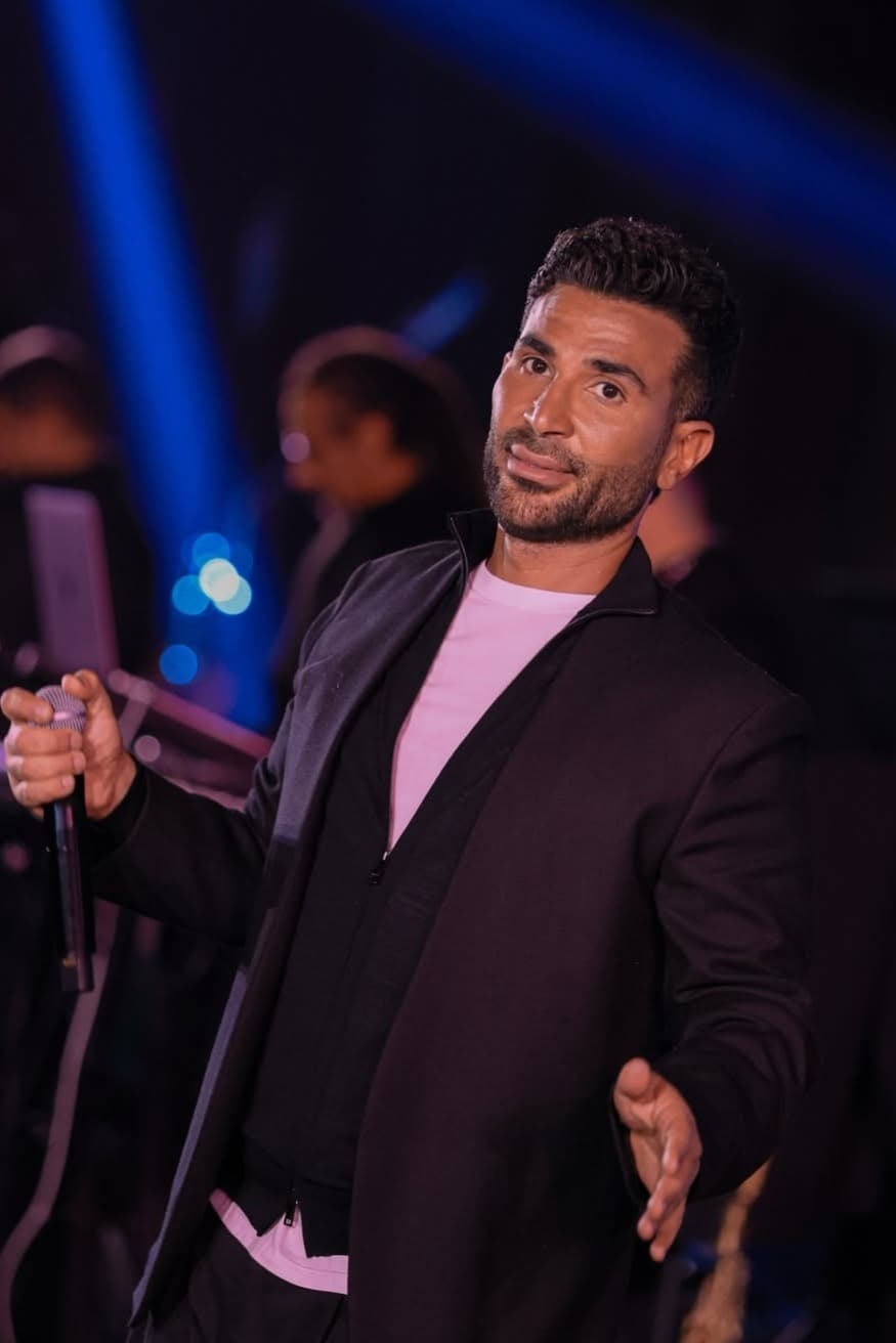 “الحزين والفرفوش”.. أحمد سعد يطرح خمسة ألبومات بأسماء غير تقليدية