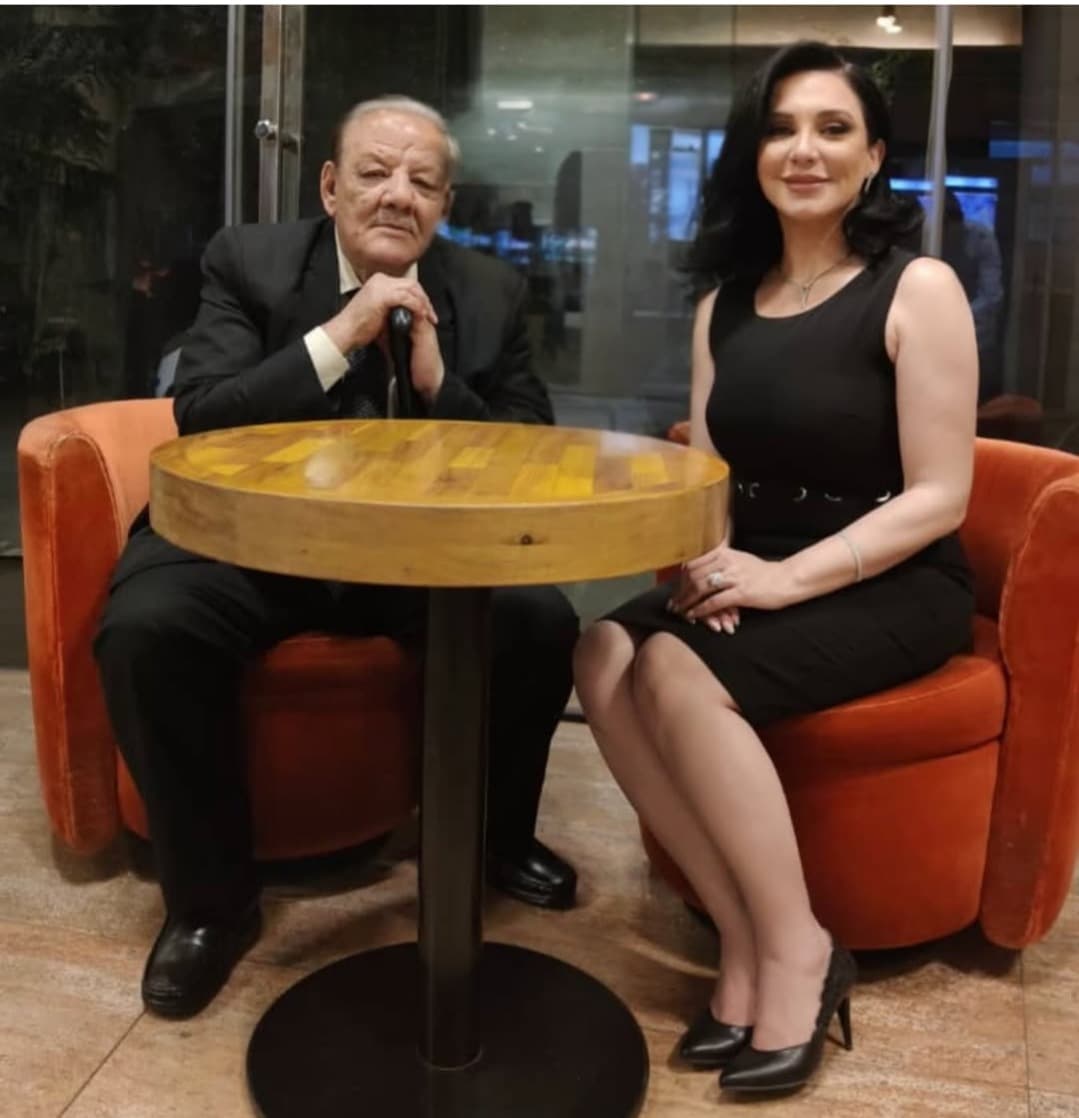 سلاف فواخرجي تودّع أحمد خليفة بكلمات حزينة: «لم يأخذ حقه ومكانته كما يجب»