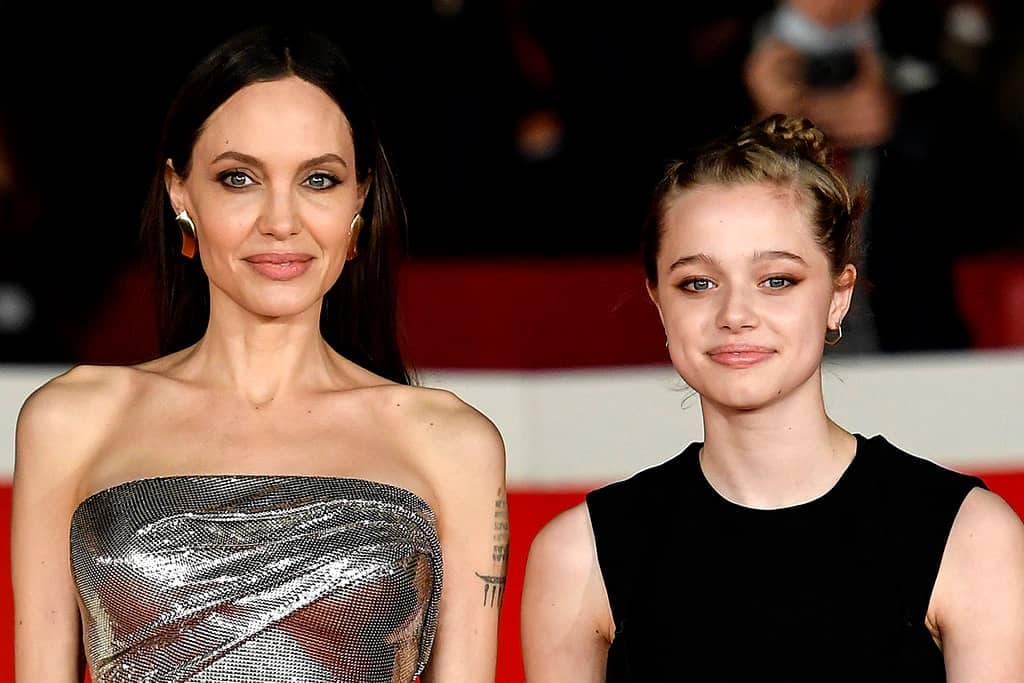 سر ظهور شيلوه ابنة أنجلينا جولي كراقصة كيبوب