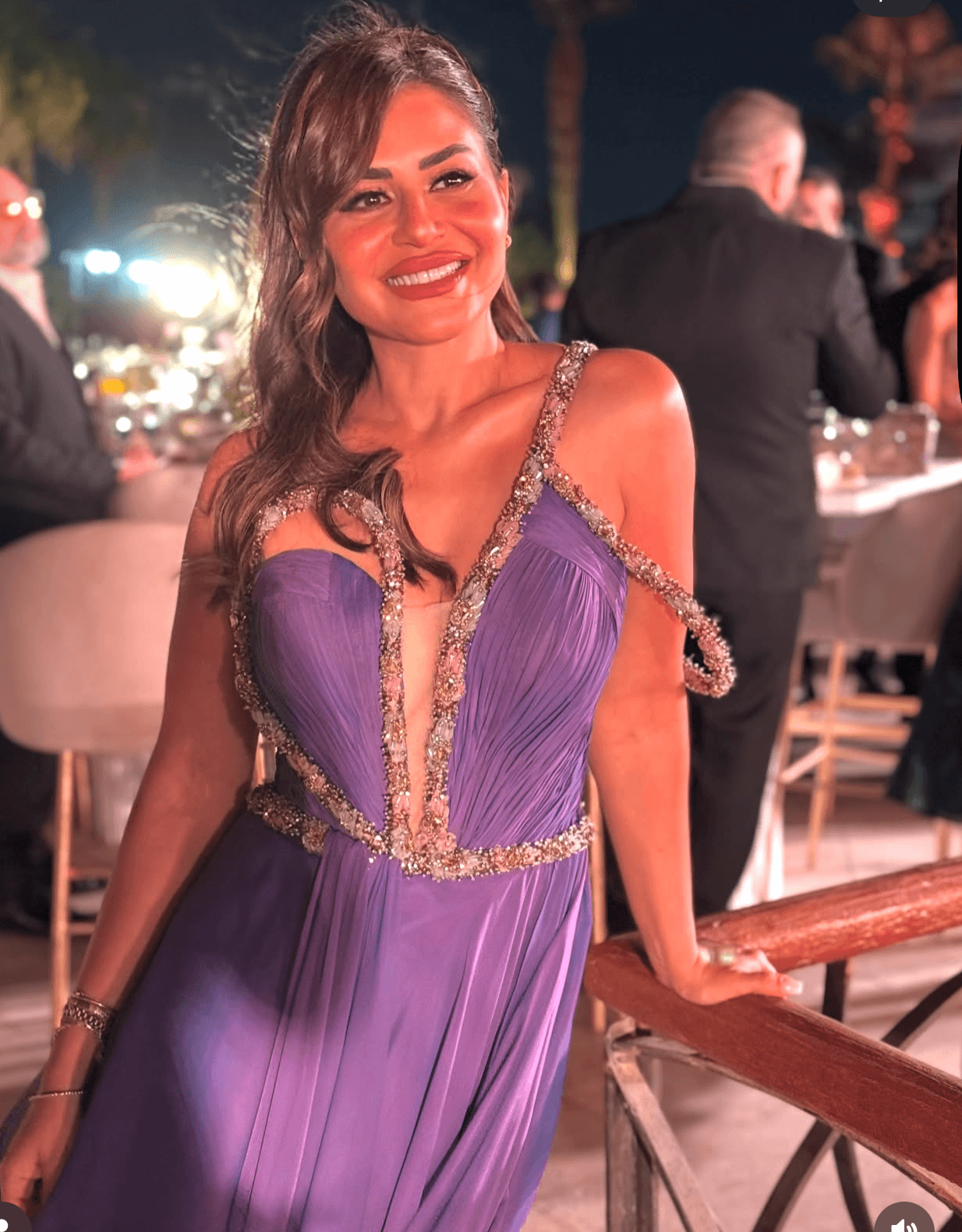 منة فضالي تصل دمشق لتصوير عيلة تعمل عمايل
