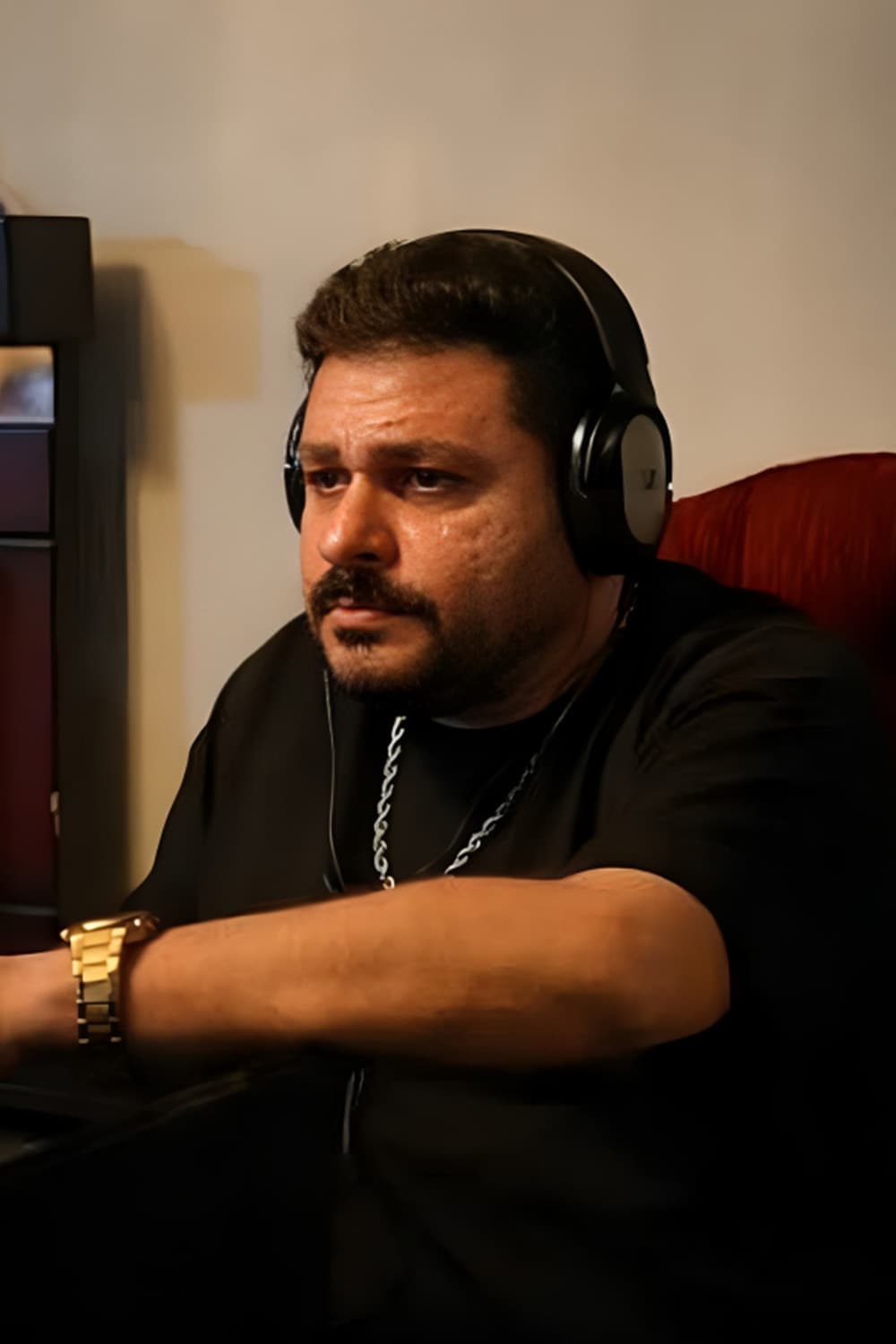 عيلة تعمل عمايل
